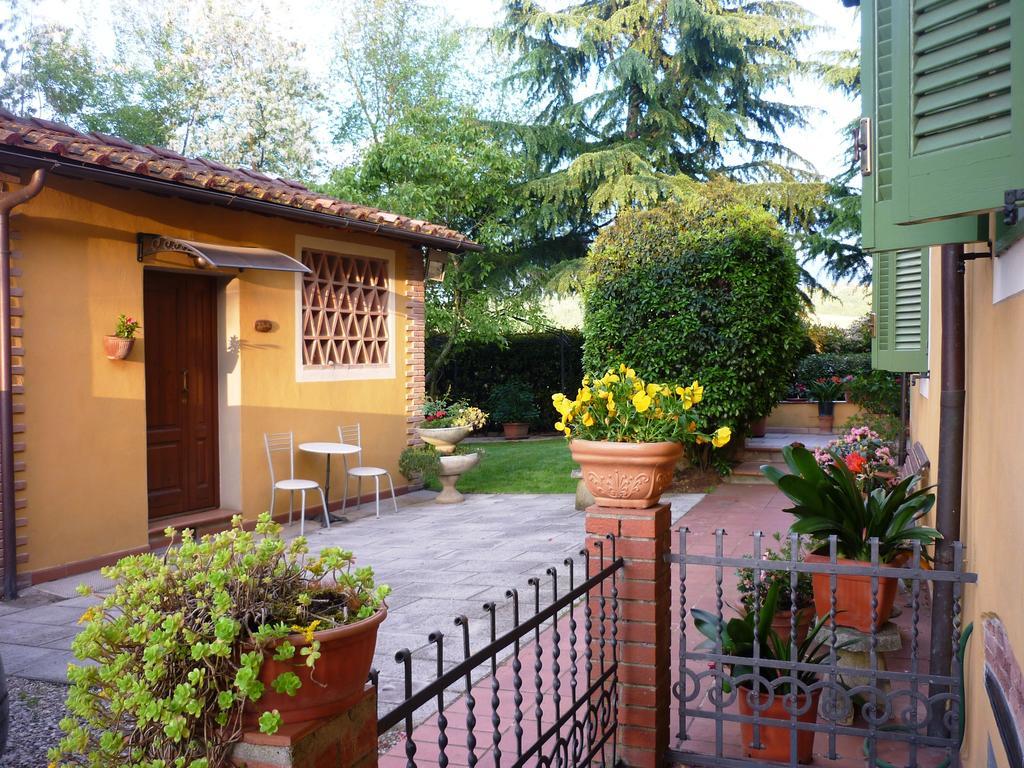 B&B Casale Ginette Incisa in Val d'Arno Екстер'єр фото